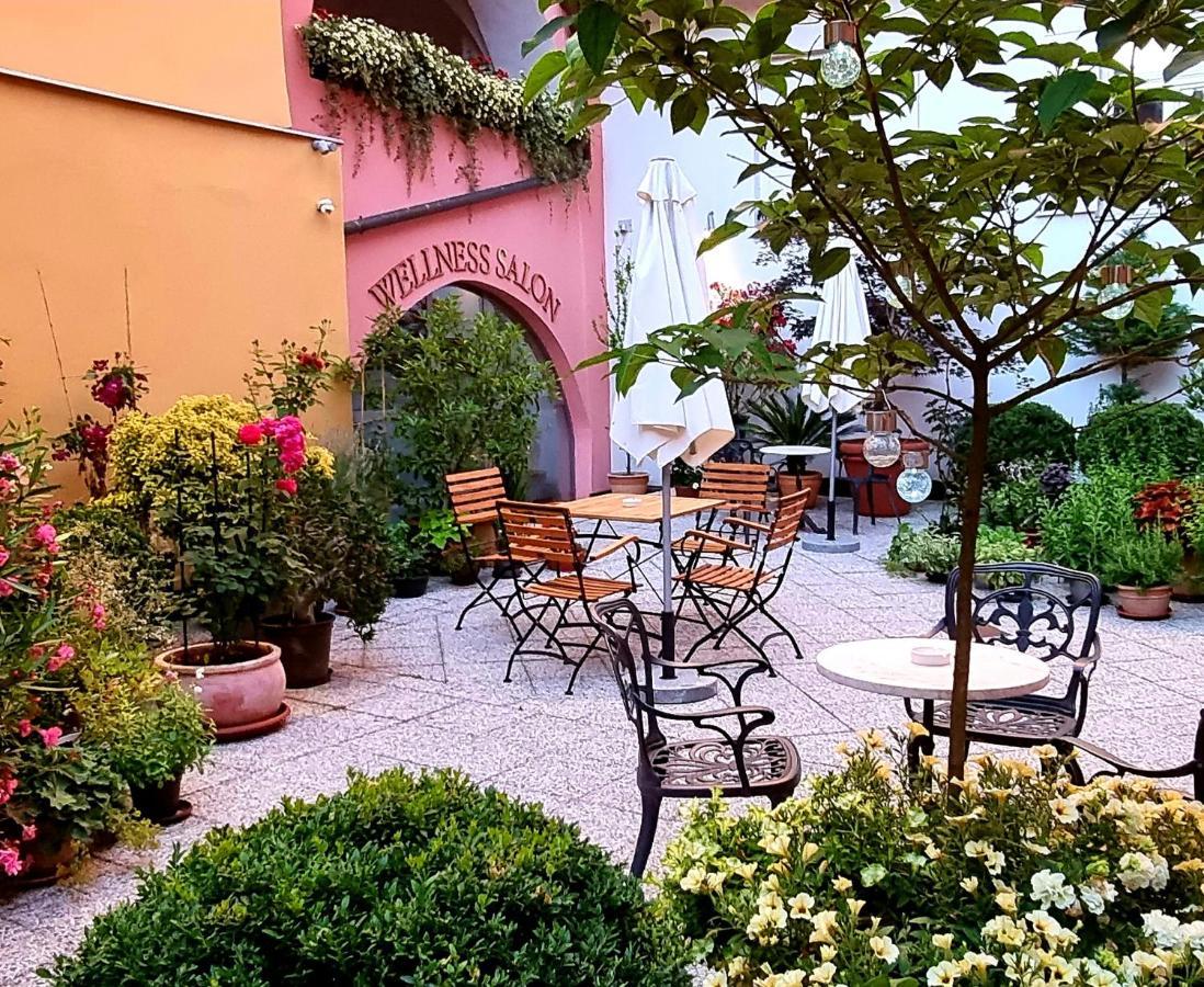 Hotel Mitra, Story Hotels Птуй Екстер'єр фото